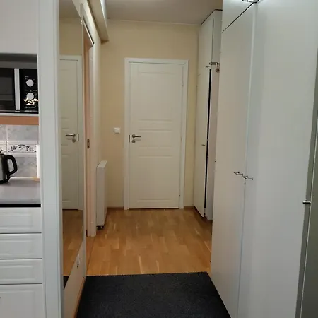 Kaksio Laehellae Keskustaa *